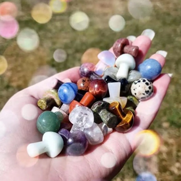 Other - Set of 5 Mixed Lot Natural Crystal Mushroom/Hand Carved Quartz Crystal Healing